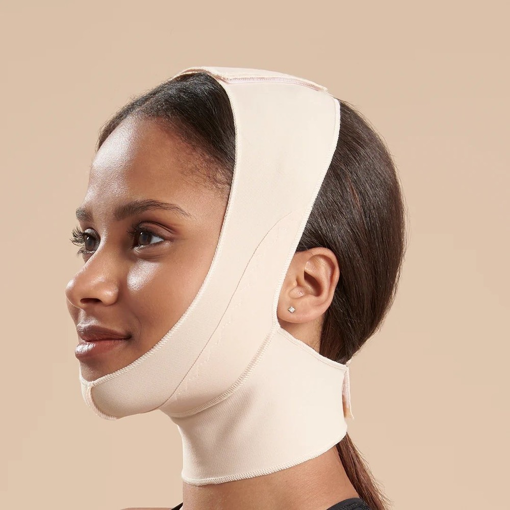 Marena Recovery Minimal Coverage Face Mask Chin Strap Black FM100-B Size Large